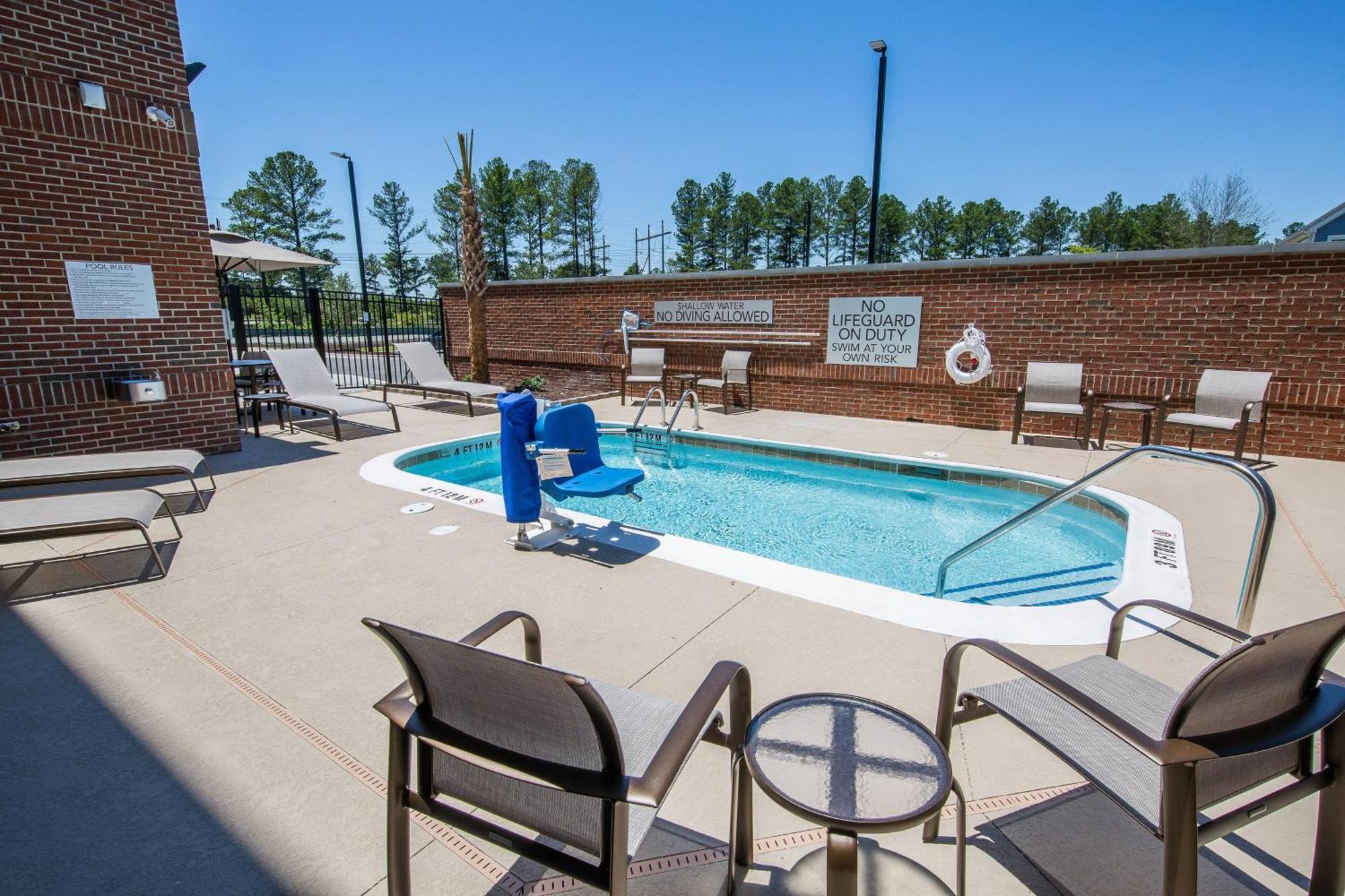 Hotel Courtyard By Marriott Columbia Cayce Exterior foto